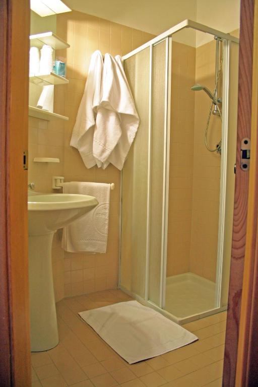 Hotel Scogliera ヌマーナ 部屋 写真